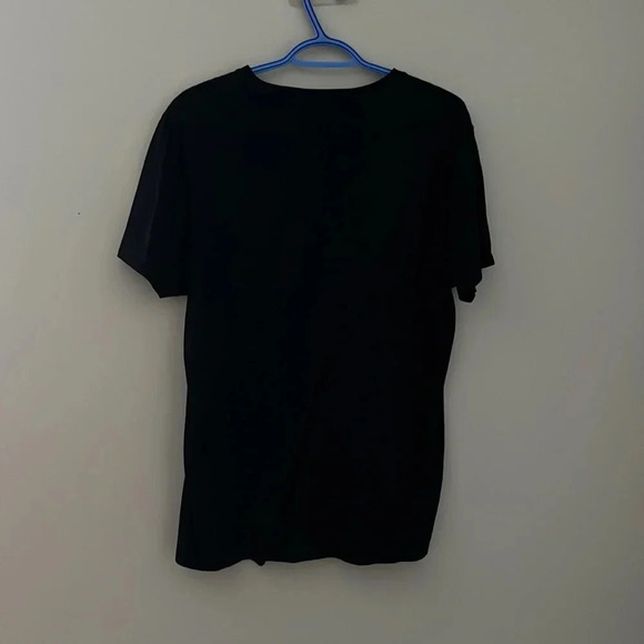 Guess USA Graphic T-Shirt - Picture 2 of 3